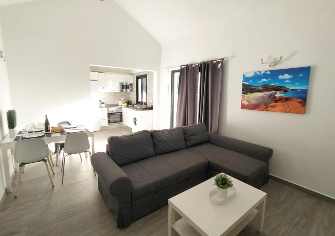 Villa Sun And Sea 2 Front De Mer Playa Rocca Коста Тегисе Екстериор снимка